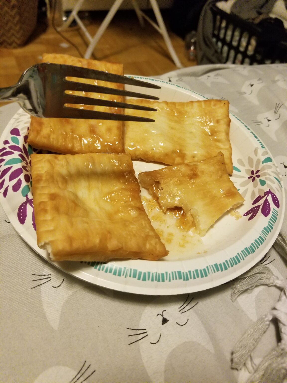 can-you-microwave-toaster-strudels