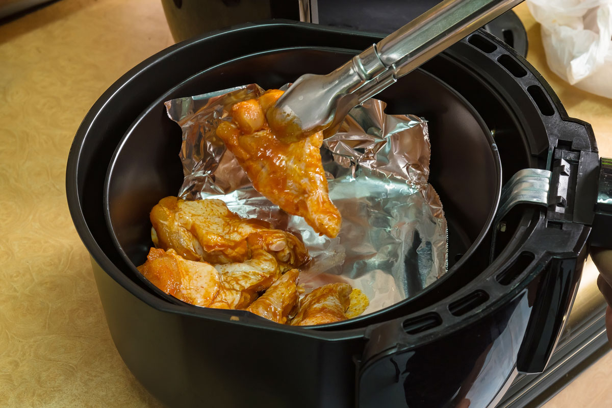 can-you-put-aluminum-foil-in-an-air-fryer-you-might-be-surprised