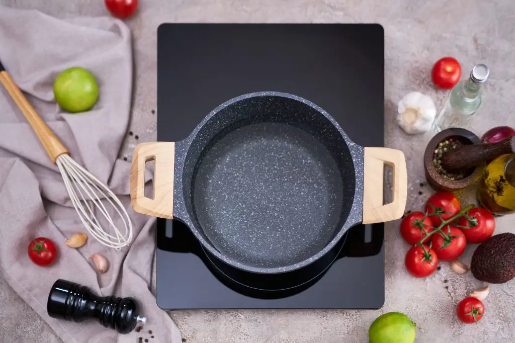 Can You Put a Hot Pan on a Ceramic Cooktop