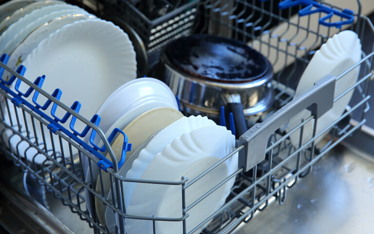 do-dishwashers-dry-dishes